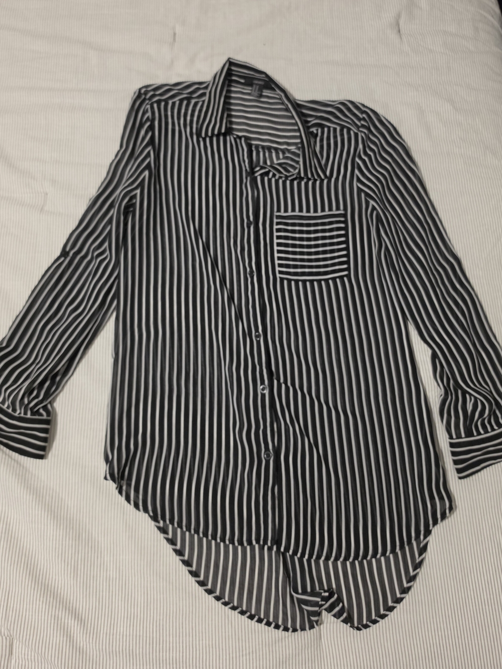 Forever 21 Black and White Vertical Stripe Button-Down Shirt
